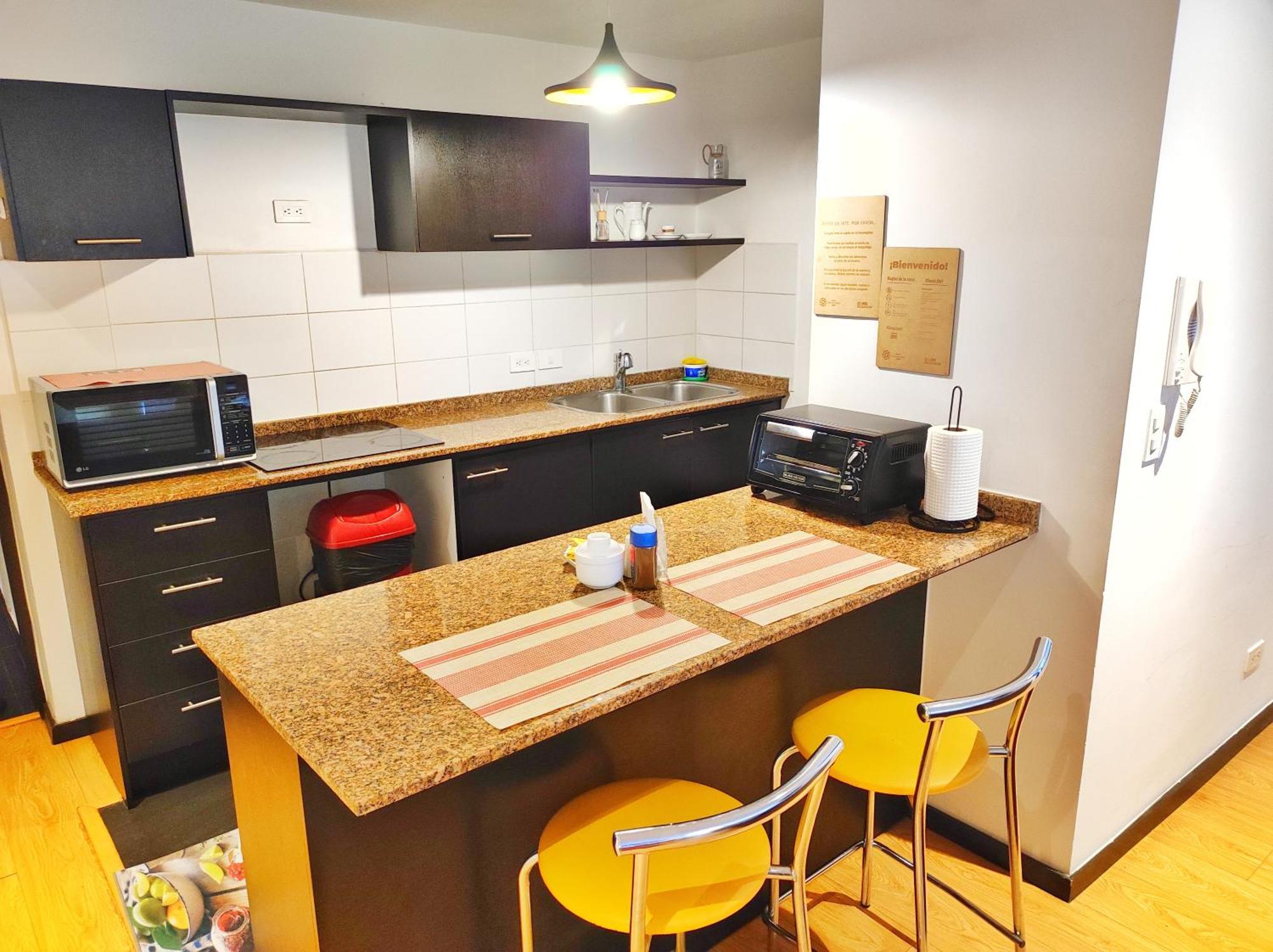 Coliving Ecuador Apartamentos Sector Swiss Hotel 키토 외부 사진